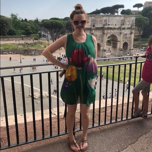 Meet your Posher, Meagan - Picture 2 of 6